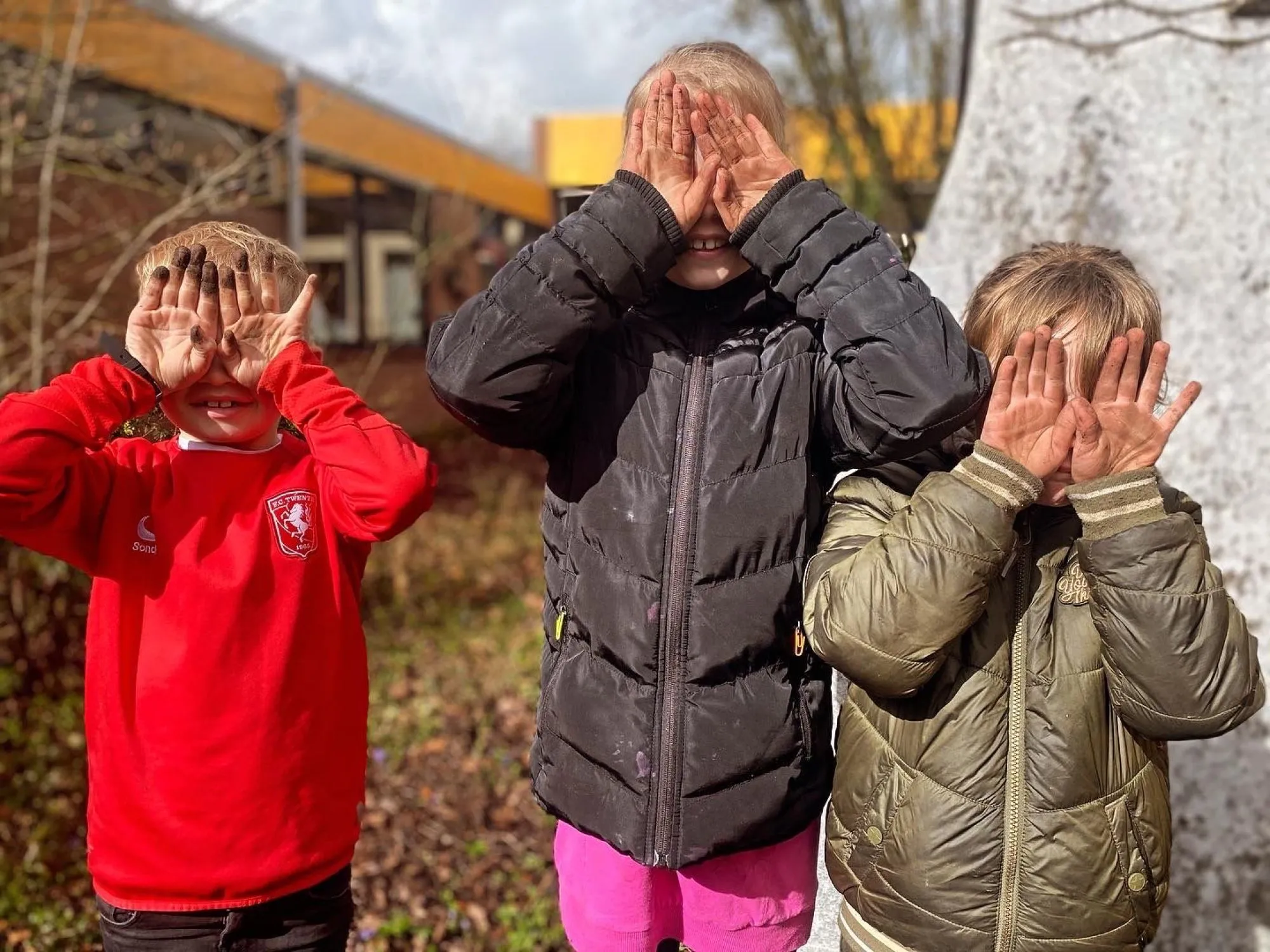 Kinderen van Daltonschool De Branink in Laren ontwikkelen groene vingers en duurzaam bewustzijn met project