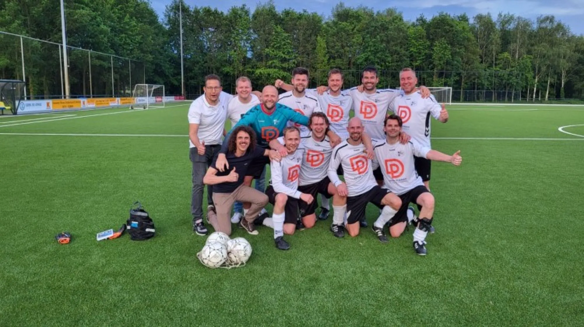 Witkampers 35+3 kampioen 